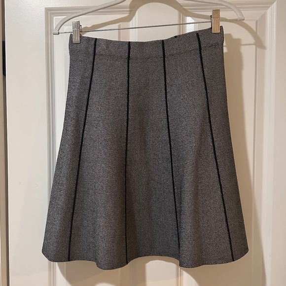 Zara Skirt in Navy Blue Tweed, Size S - Picture 2 of 3